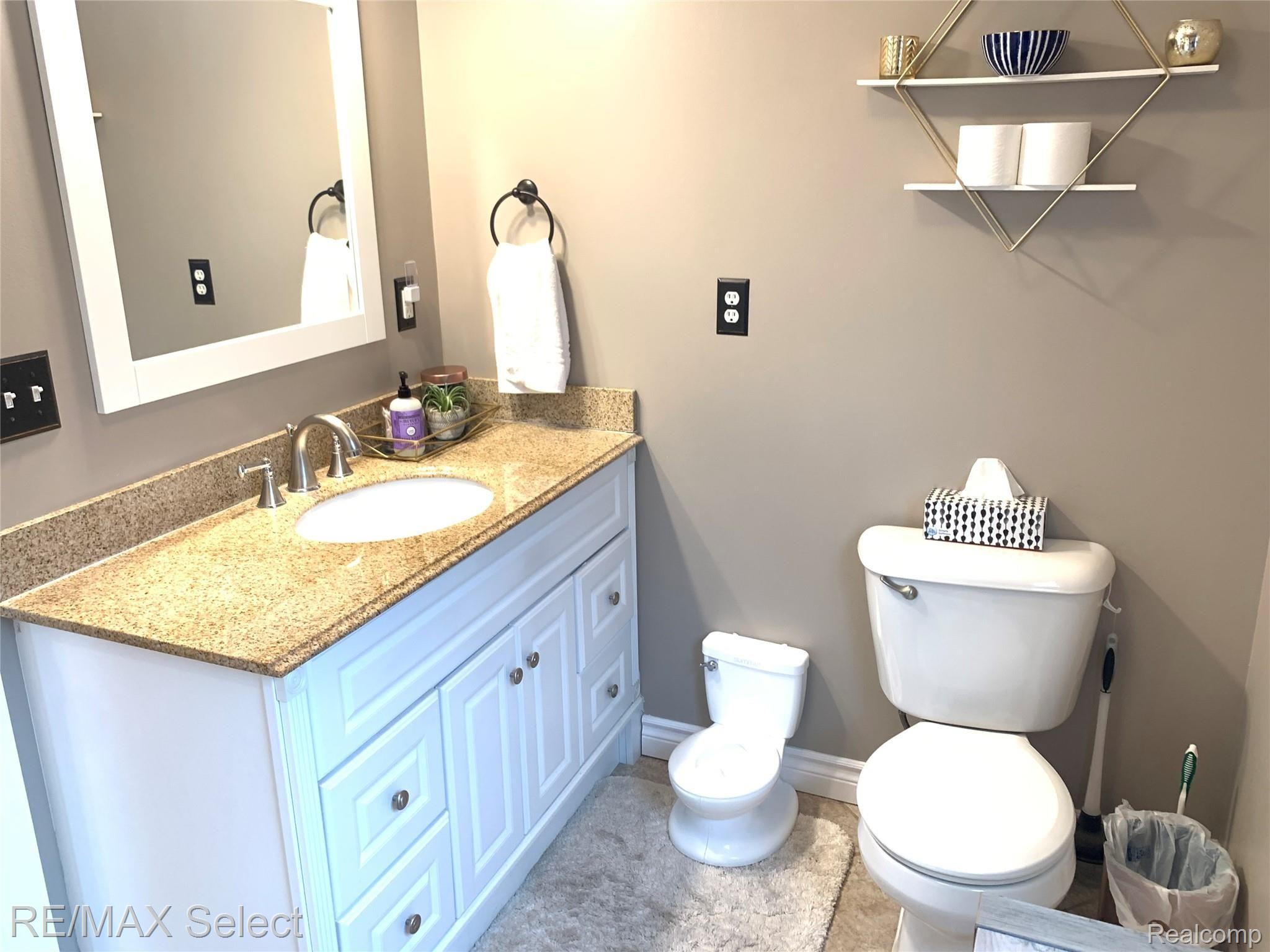 2467 Utley Road Flint, MI 48532 - Photo 12 of 20 IMG_4946.jpg