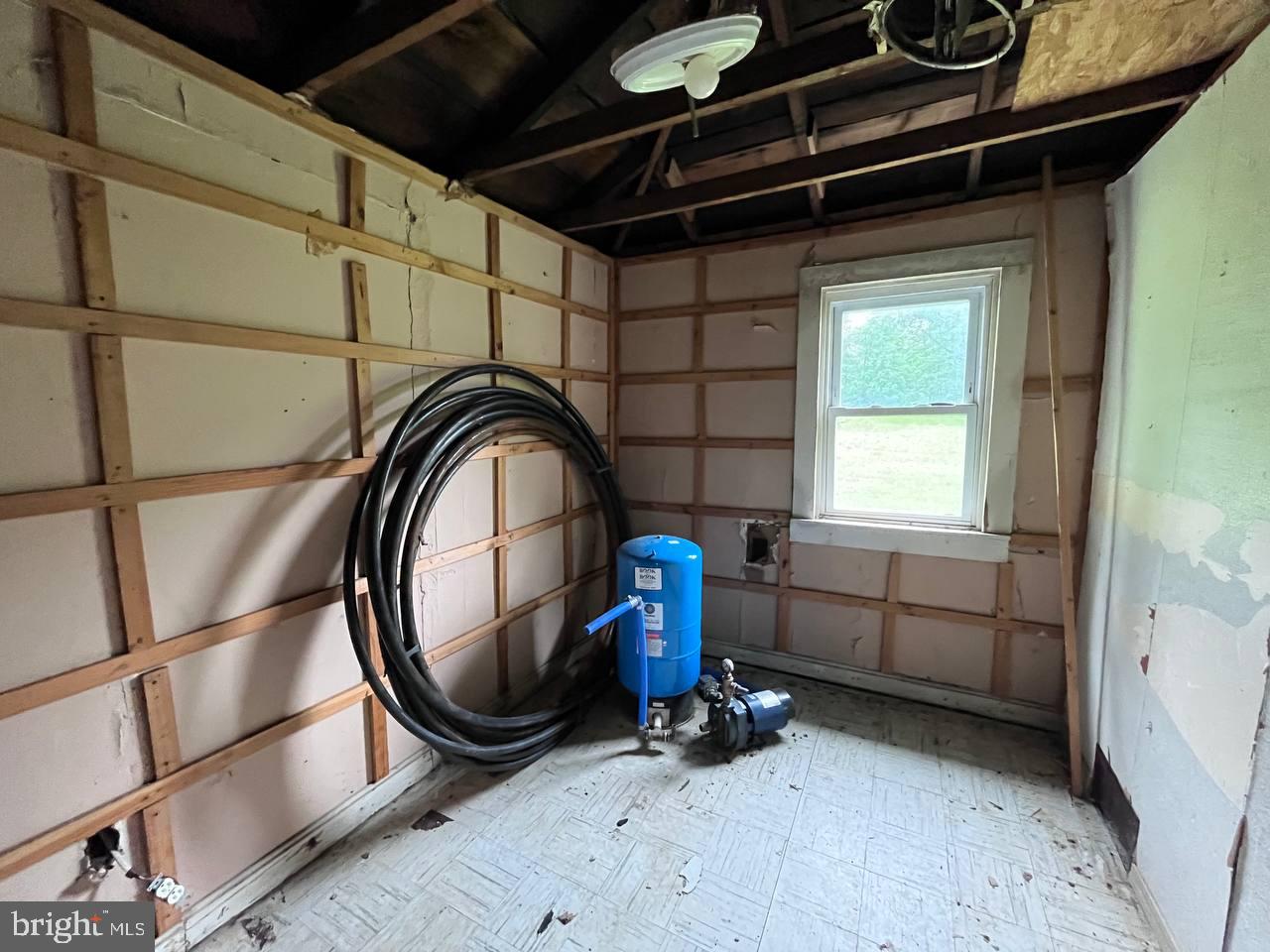132 Thomas Road New Castle, PA 16101 - Photo 23 of 51