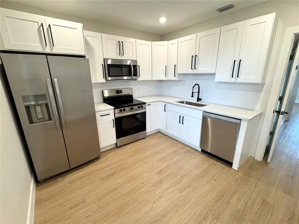 $1,200,000 | 2738 16th Avenue North, St. Petersburg, FL 33713