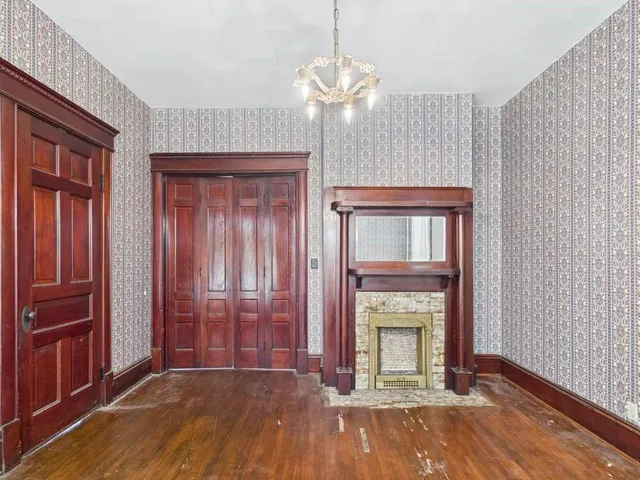 $60,000 | 108 North Crawford Street, Fort Scott, KS 66701