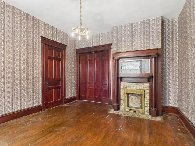 $60,000 | 108 North Crawford Street, Fort Scott, KS 66701