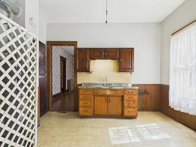 $60,000 | 108 North Crawford Street, Fort Scott, KS 66701