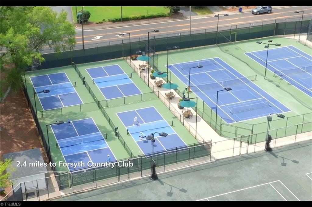 1039 Huntingdon Road Winston-Salem, NC 27104 - Photo 24 of 48