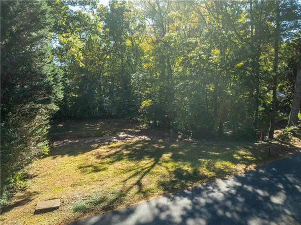 $199,000 | 1039 Huntingdon Road, Winston-Salem, NC 27104