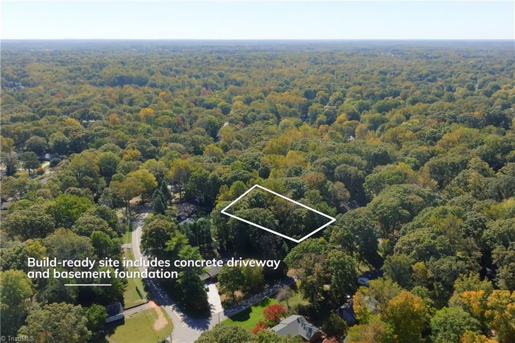 1039 Huntingdon Road Winston-Salem, NC 27104 - Photo 7 of 48