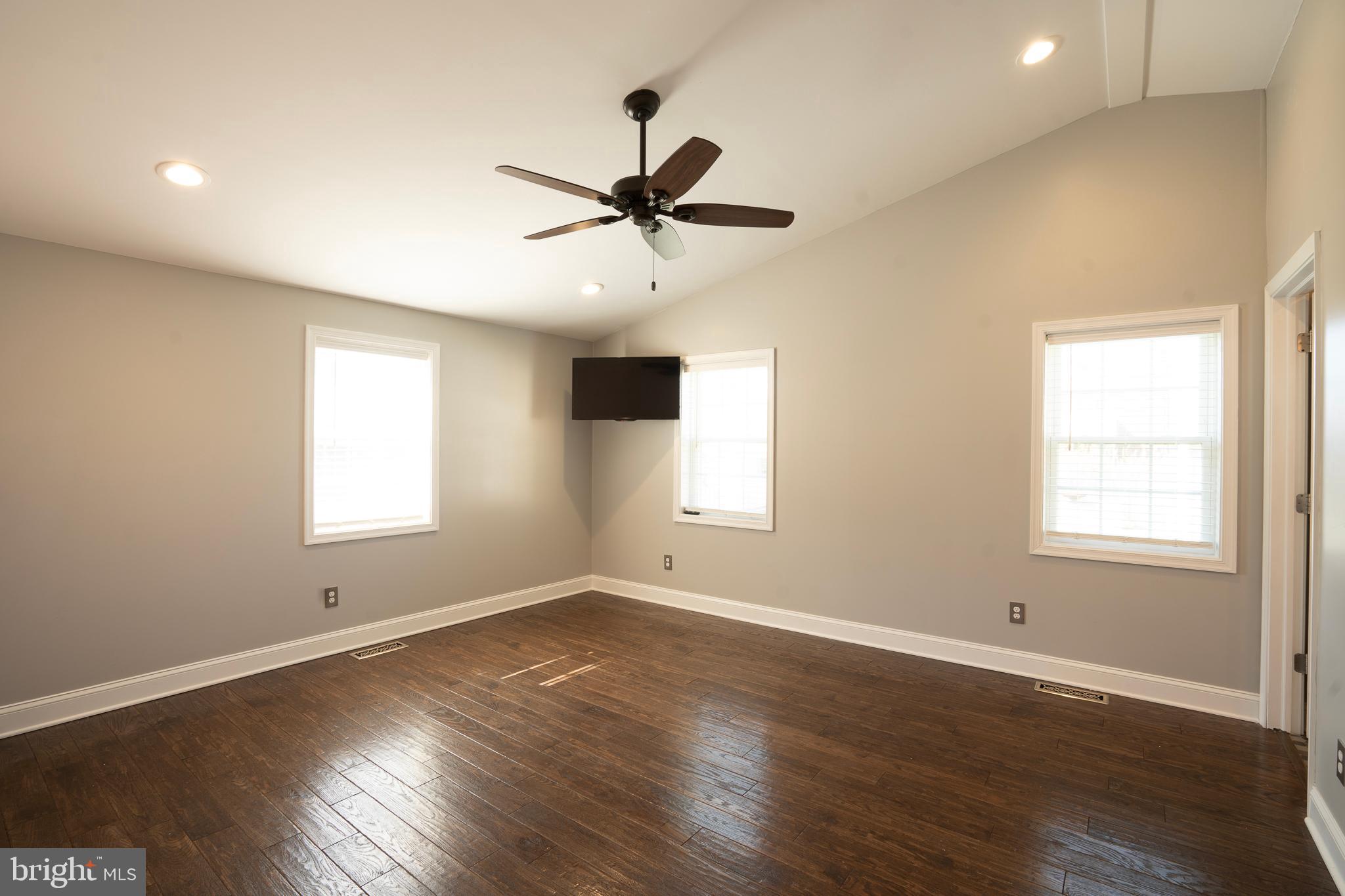 2632 Wendy Road Havertown, PA 19083 - Photo 22 of 42 Primary bedroom 1st level