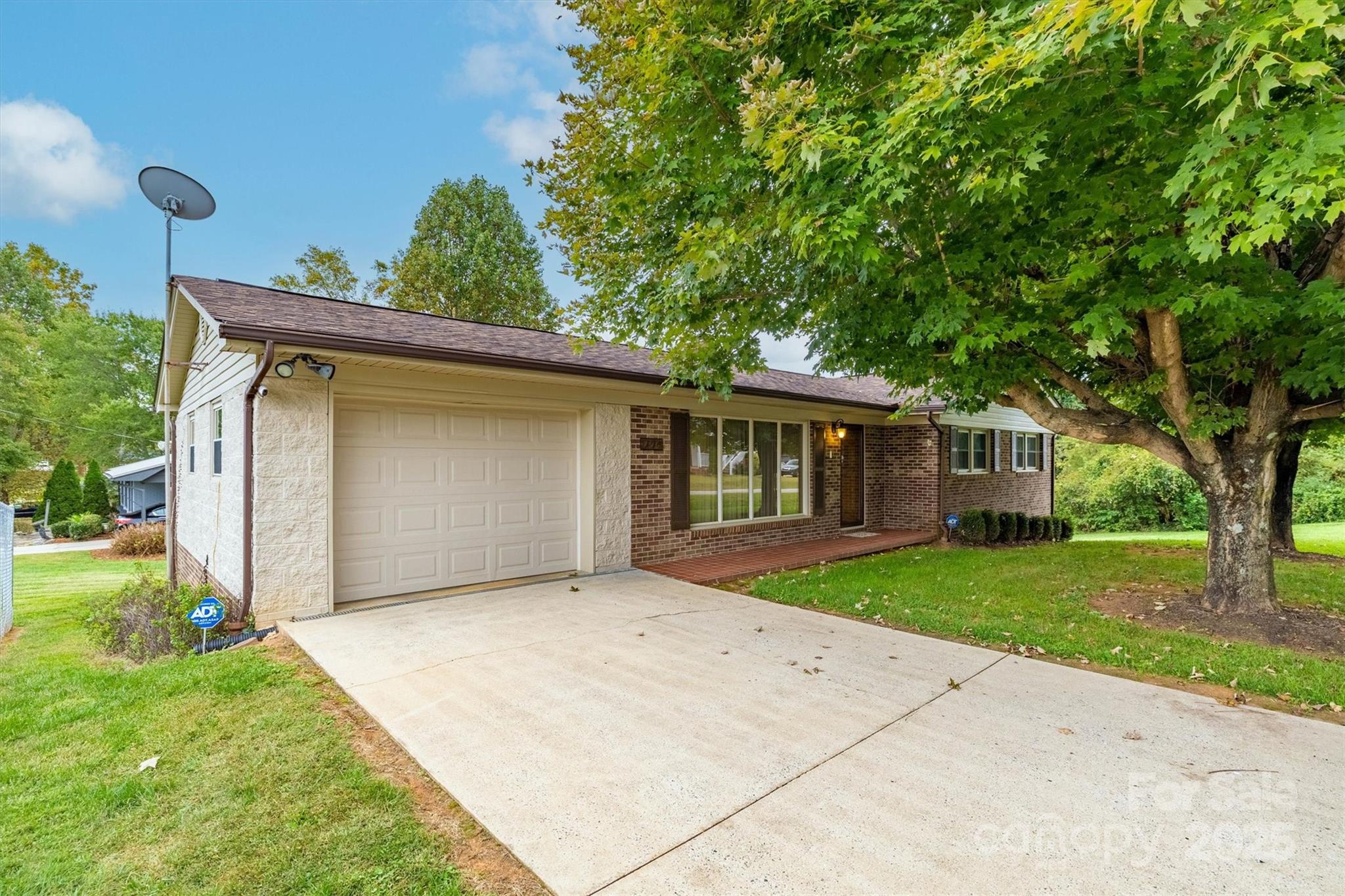106 Gerald Road Morganton, NC 28655 - Photo 2 of 30 a front view of house with yard and green space