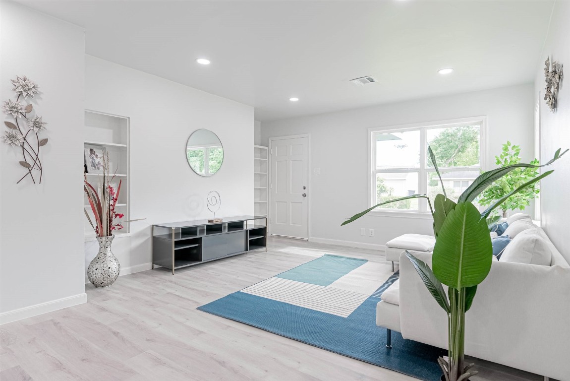 3607 Luca Street Houston, TX 77021 - Photo 6 of 29
