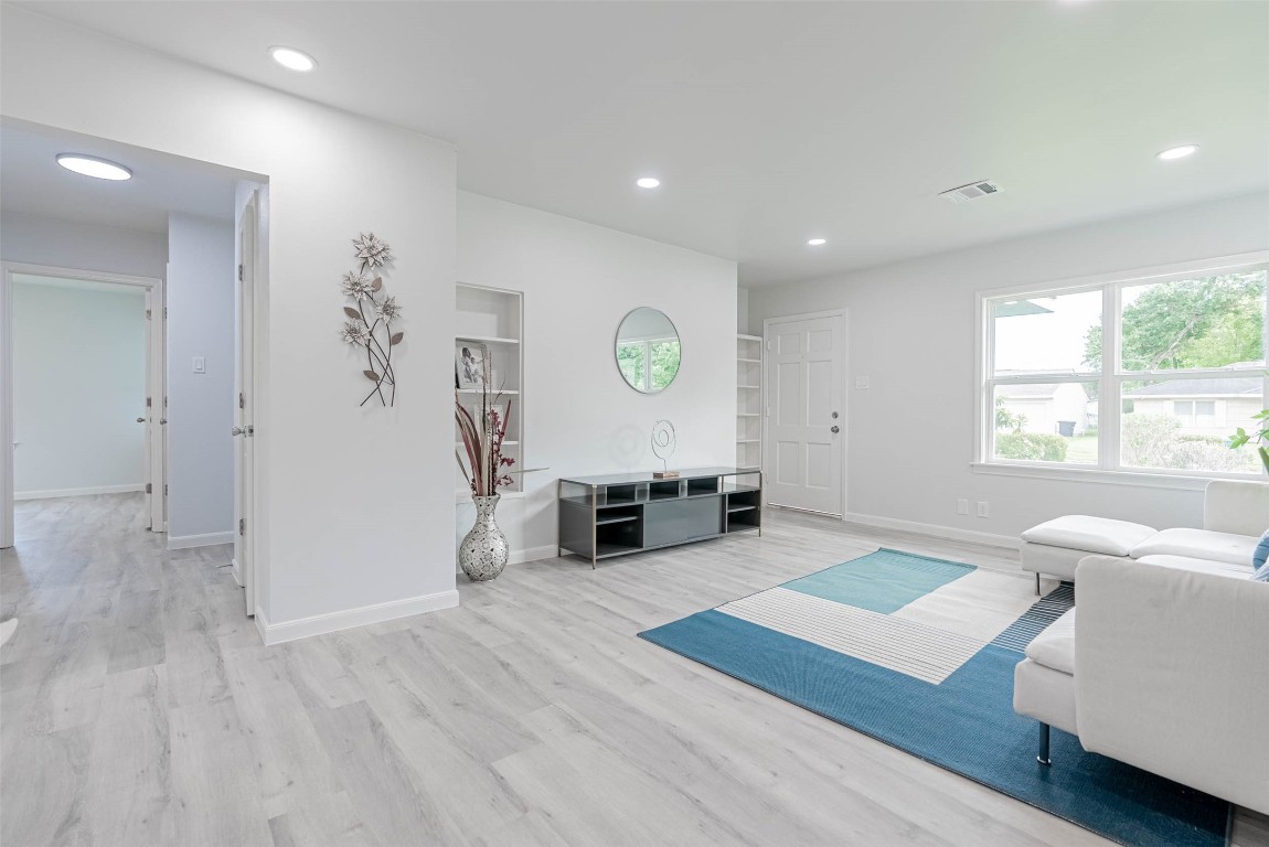 3607 Luca Street Houston, TX 77021 - Photo 9 of 29