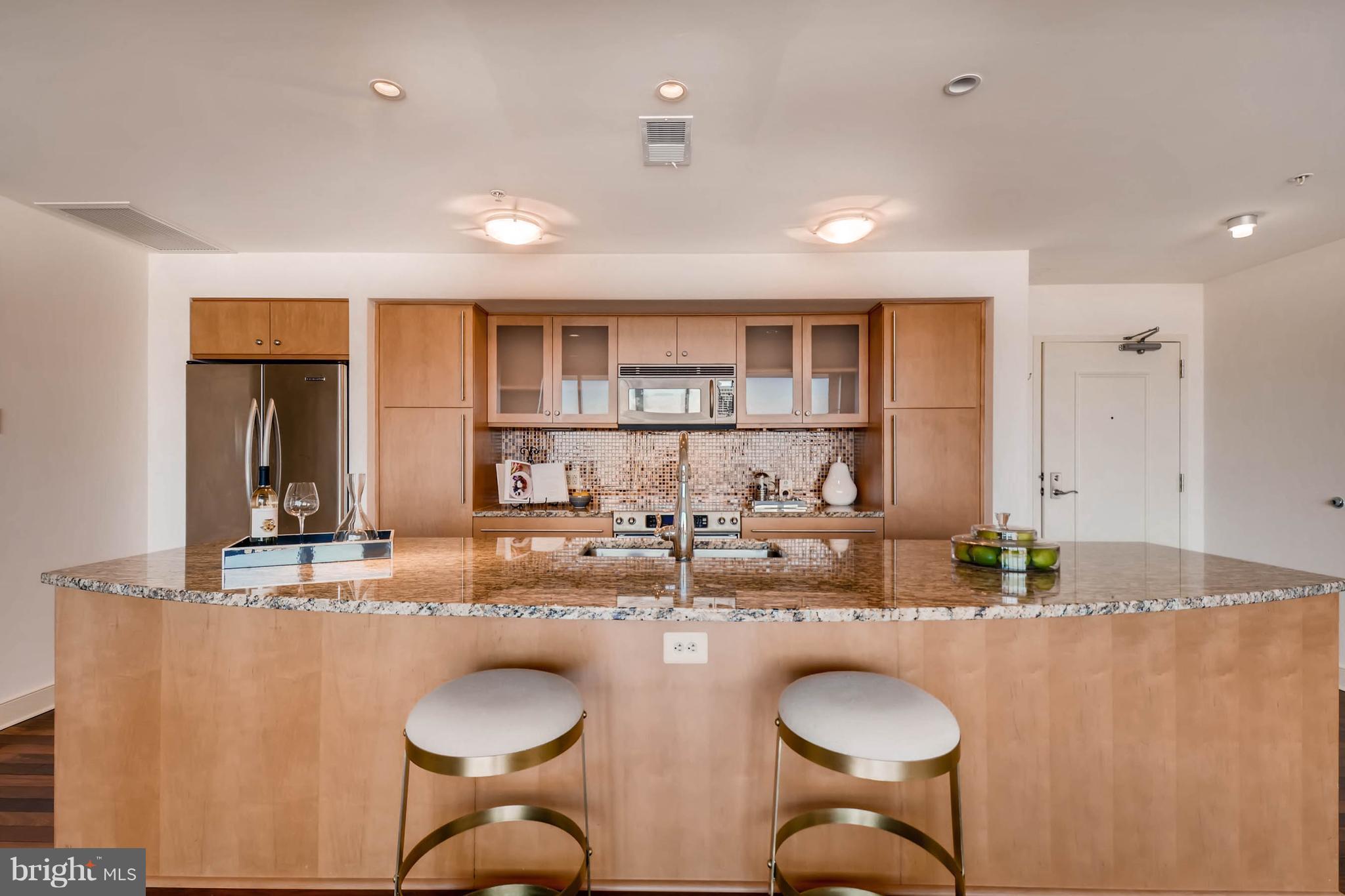 675 President Street, Unit 1806 Baltimore, MD 21202 - Photo 10 of 30 KITCHEN