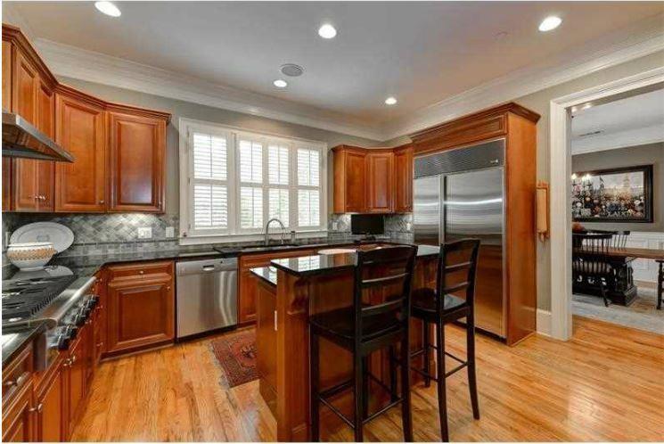 3475 Roxboro Road Northeast, Unit 4 Atlanta, GA 30326 - Photo 4 of 23