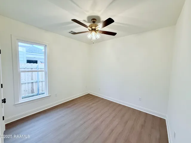 $289,900 | 102 Berchman Oaks Drive, Lafayette, LA 70506