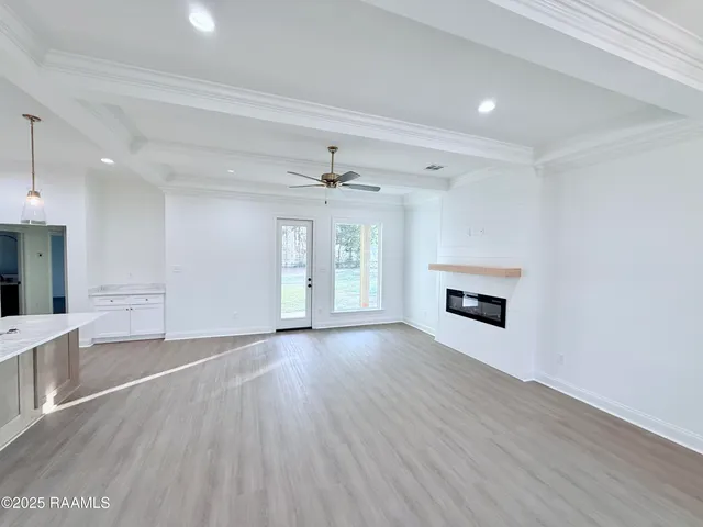 $289,900 | 102 Berchman Oaks Drive, Lafayette, LA 70506