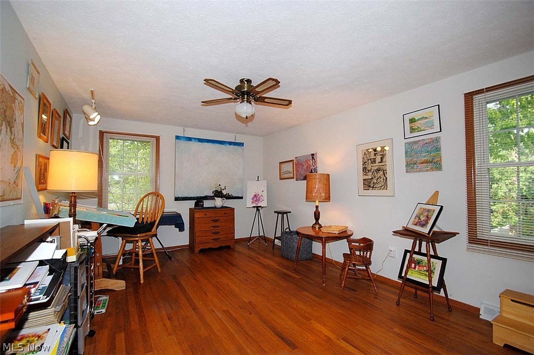 947 Professor Road Cleveland, OH 44124 - Photo 13 of 27 BEDROOM BEING USED AS OWNERS ART STUDIO. ALL HARDWOOD FLOORING.