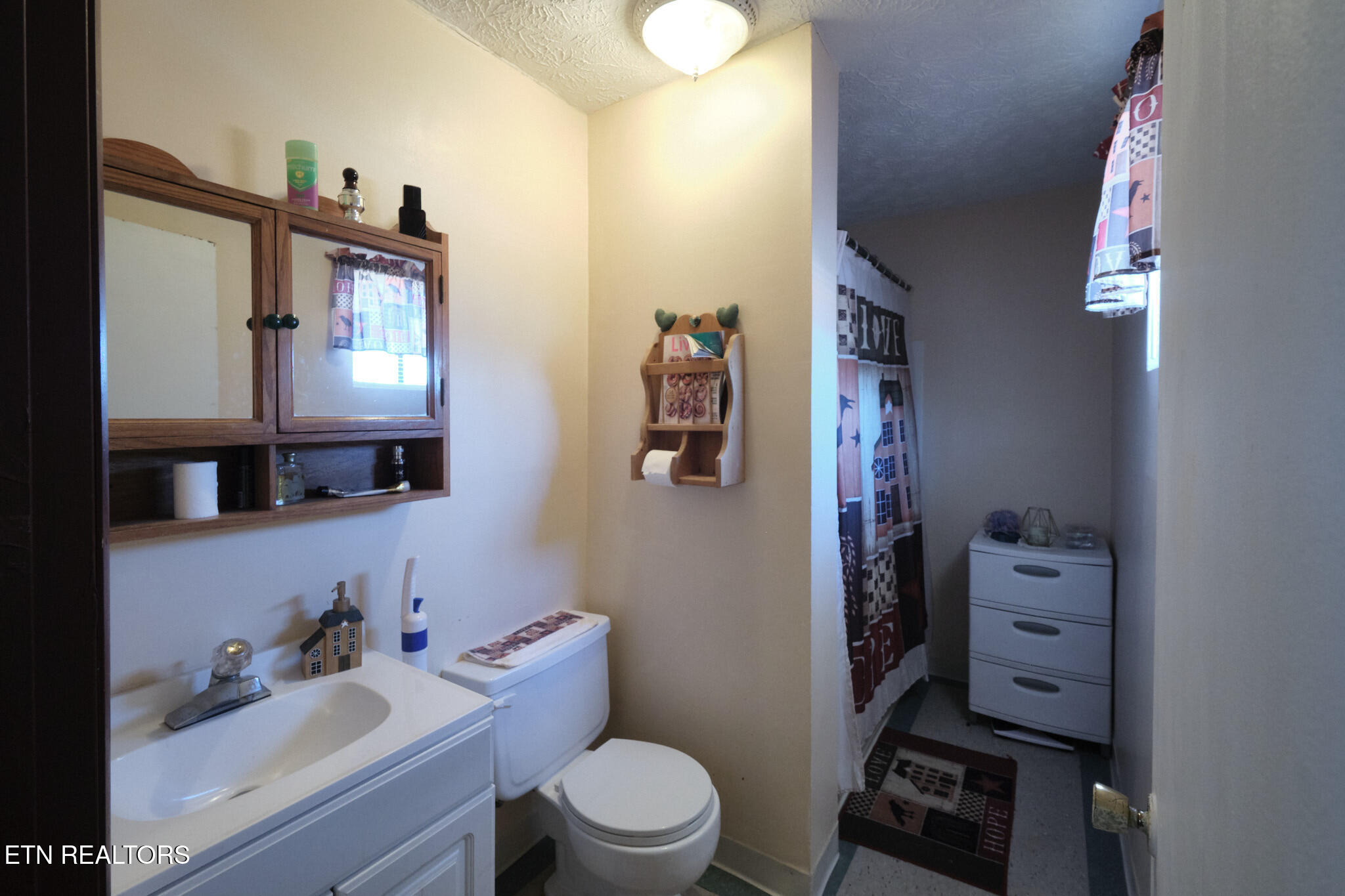 2004 Flagler Road Knoxville, TN 37912 - Photo 21 of 34 2004 Flagler Rd Knoxville 37912 24