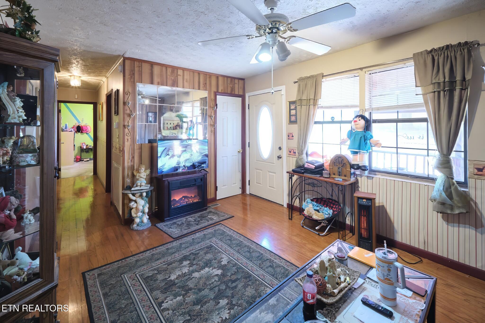 2004 Flagler Road Knoxville, TN 37912 - Photo 7 of 34 2004 Flagler Rd Knoxville 37912 30