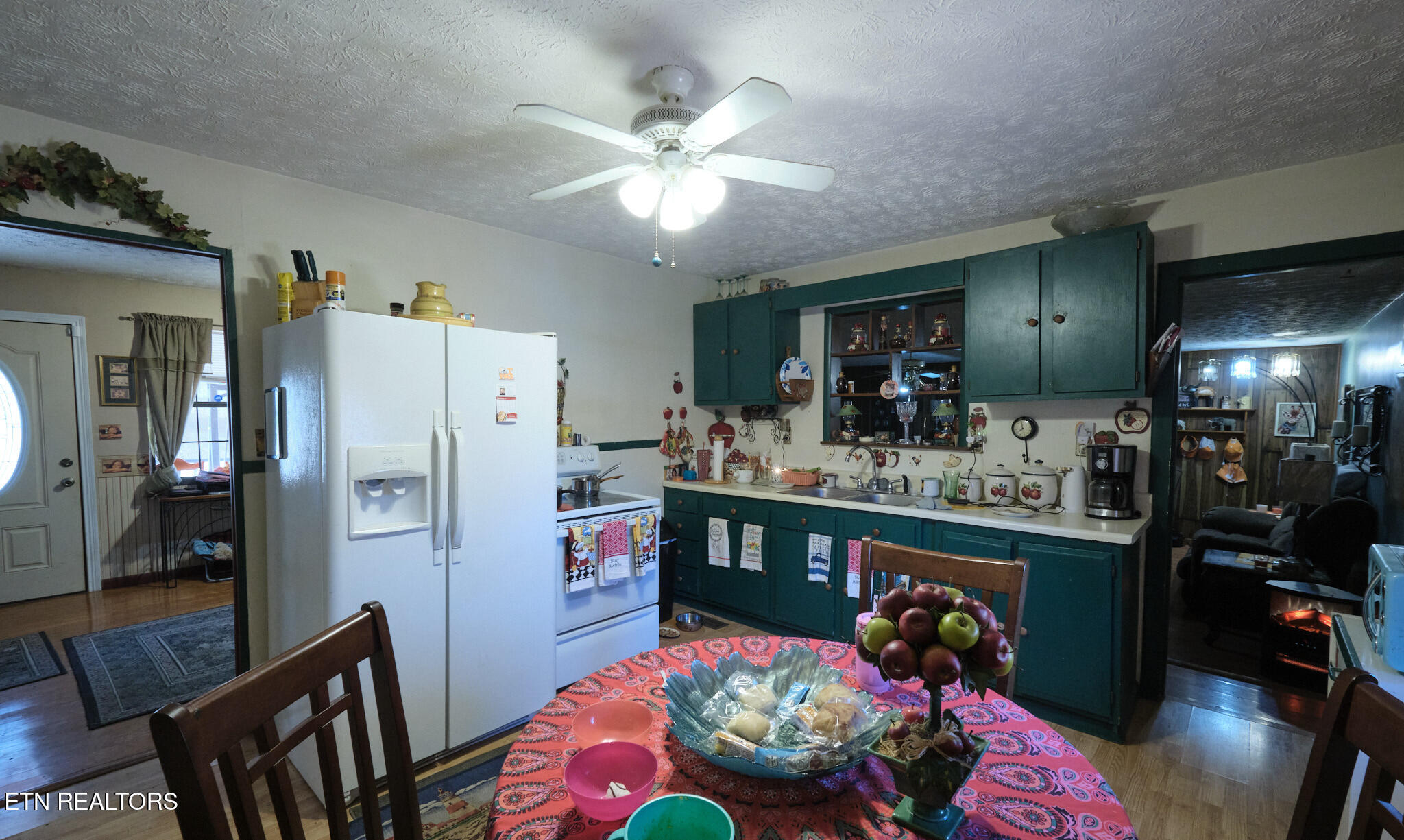 2004 Flagler Road Knoxville, TN 37912 - Photo 8 of 34 2004 Flagler Rd Knoxville 37912 20