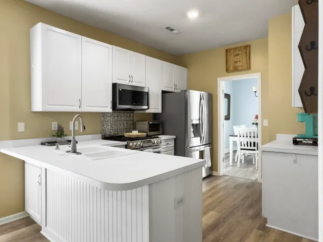 $384,990 | 125 Stonehurst Drive, Goose Creek, SC 29445