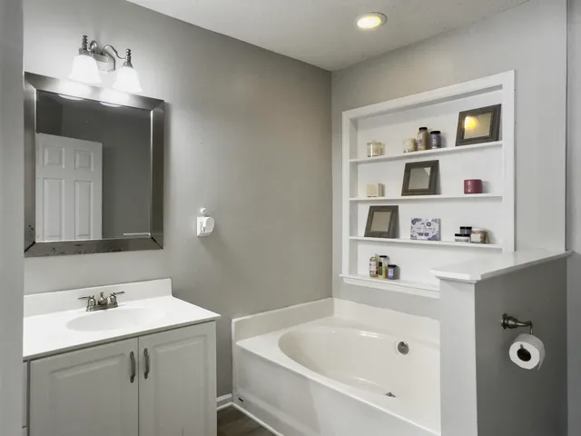 $384,990 | 125 Stonehurst Drive, Goose Creek, SC 29445