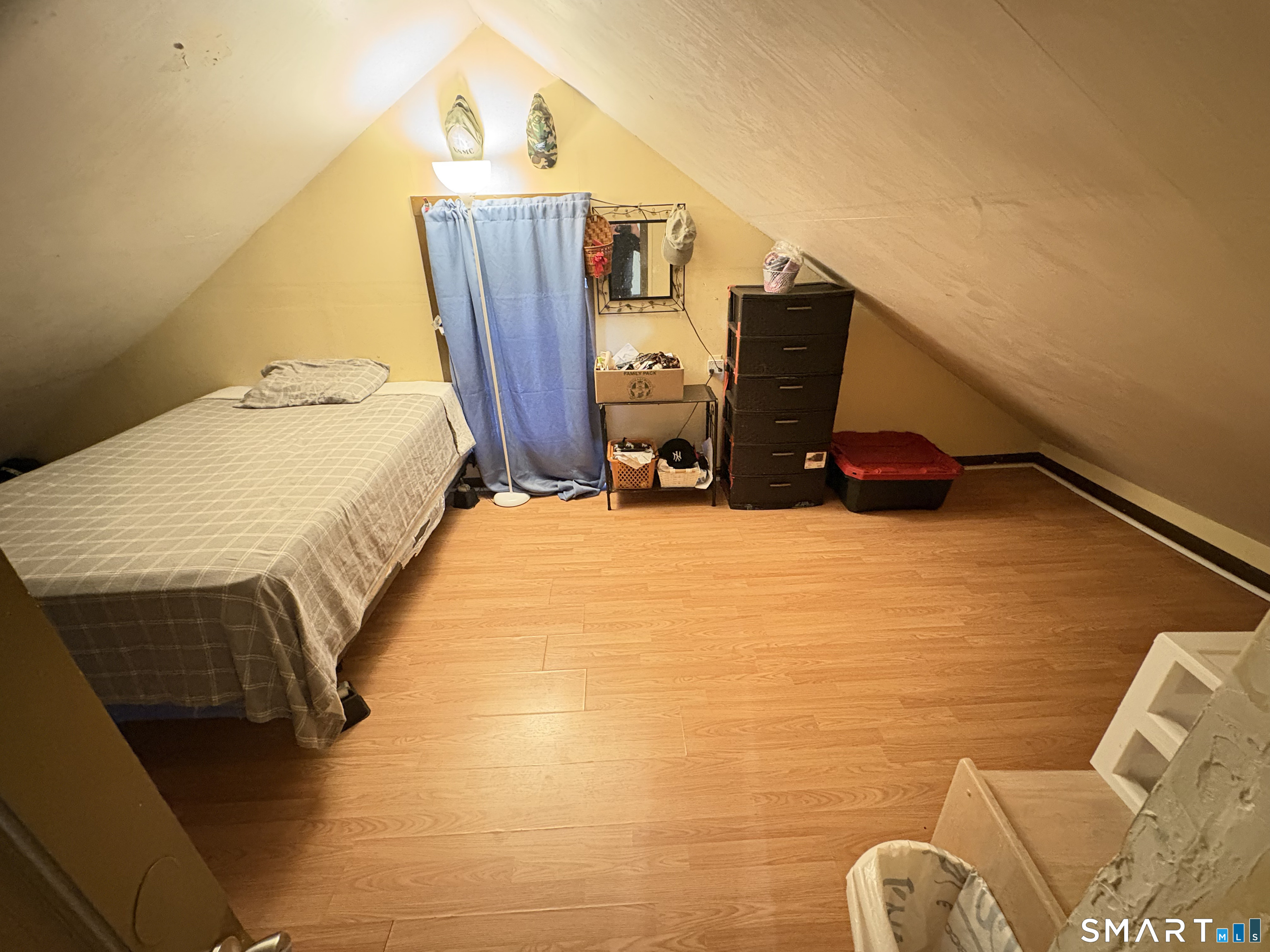 121 Willow Street Meriden, CT 06450 - Photo 12 of 39