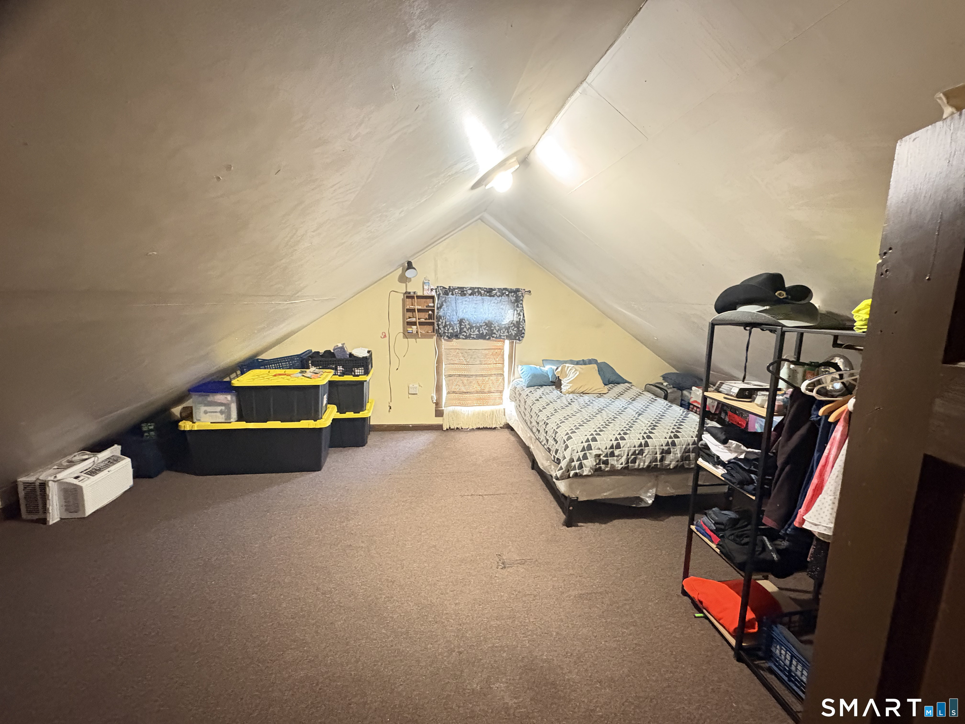 121 Willow Street Meriden, CT 06450 - Photo 14 of 39