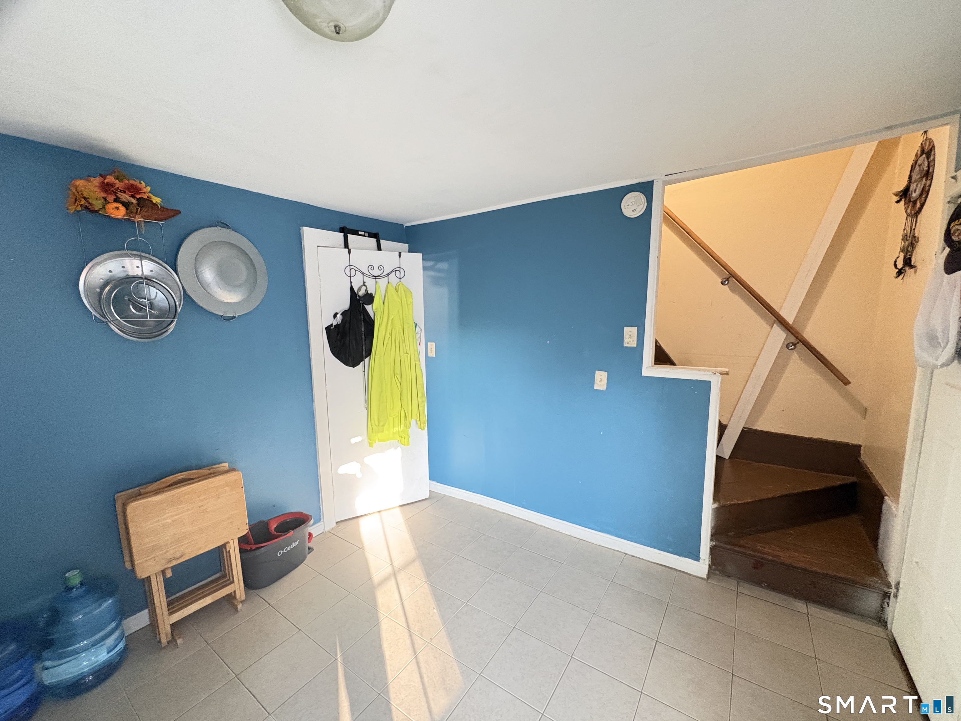 121 Willow Street Meriden, CT 06450 - Photo 17 of 39