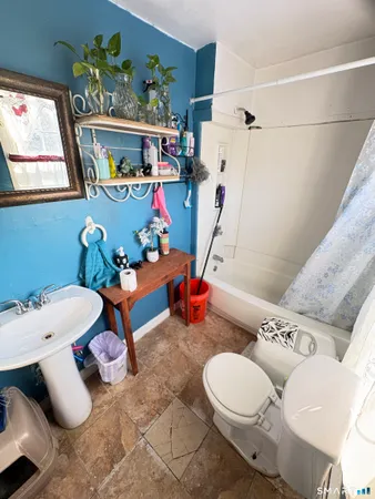 $375,000 | 121 Willow Street, Meriden, CT 06450