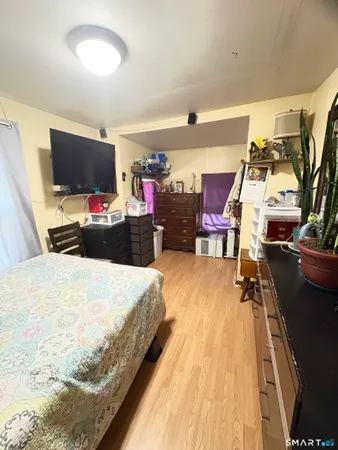 $375,000 | 121 Willow Street, Meriden, CT 06450