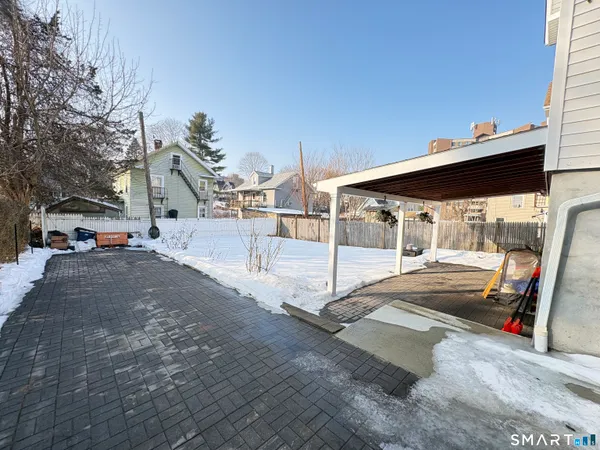 $375,000 | 121 Willow Street, Meriden, CT 06450