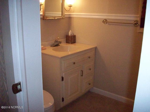1020 Barnes Road Orrum, NC 28369 - Photo 8 of 28 8 bath
