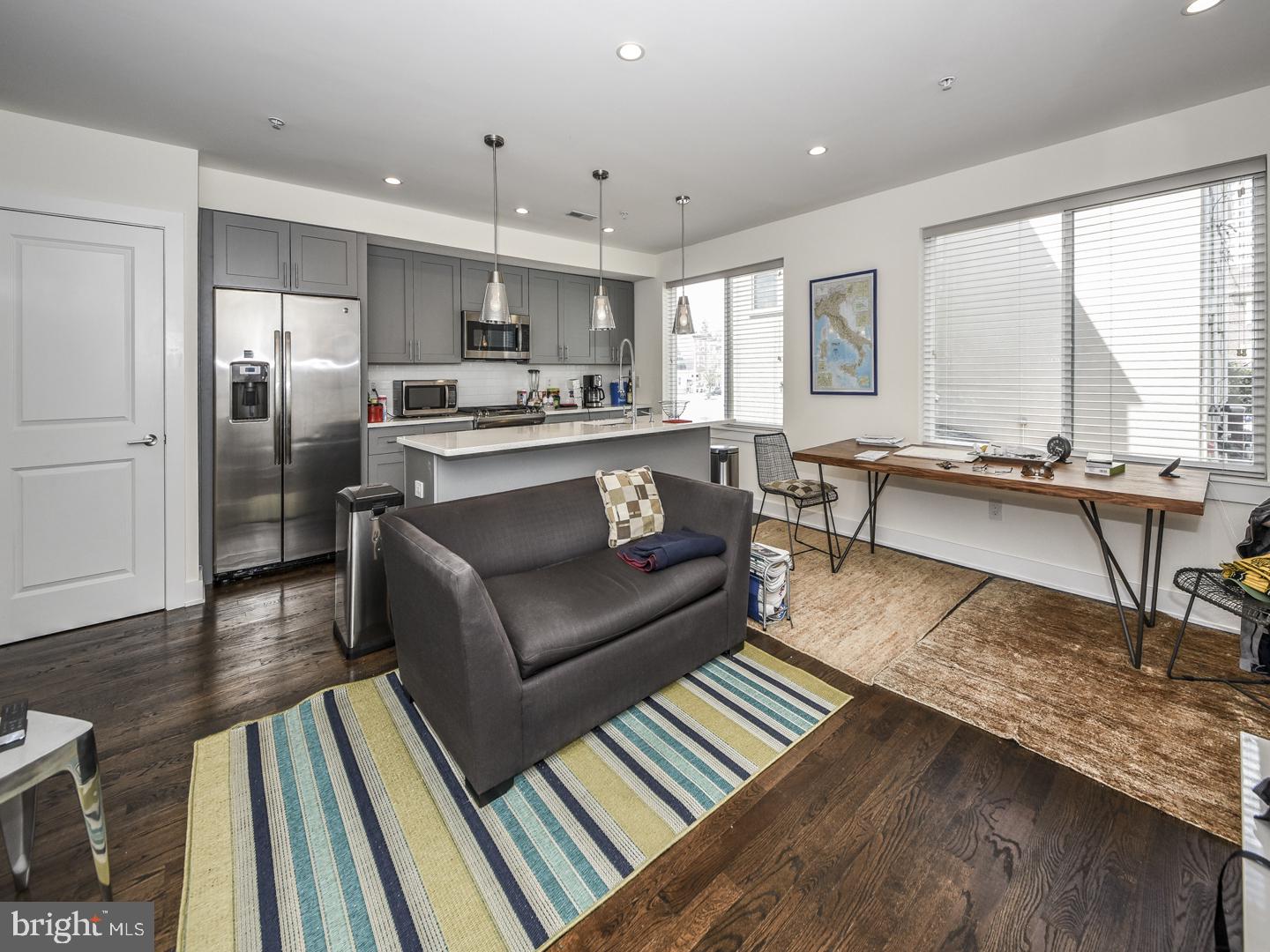 1022 South 2nd Street, Unit 4 Philadelphia, PA 19147 - Photo 9 of 31 Kitchen- Family Room