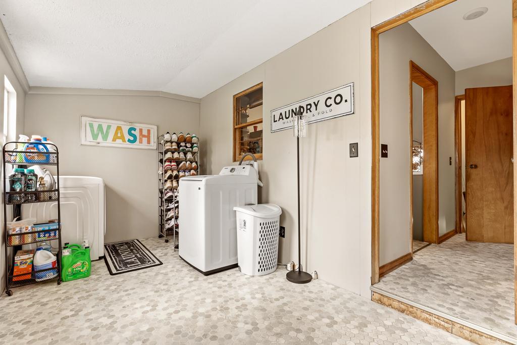 301 South Oak Street Hendricks, MN 56136 - Photo 24 of 43