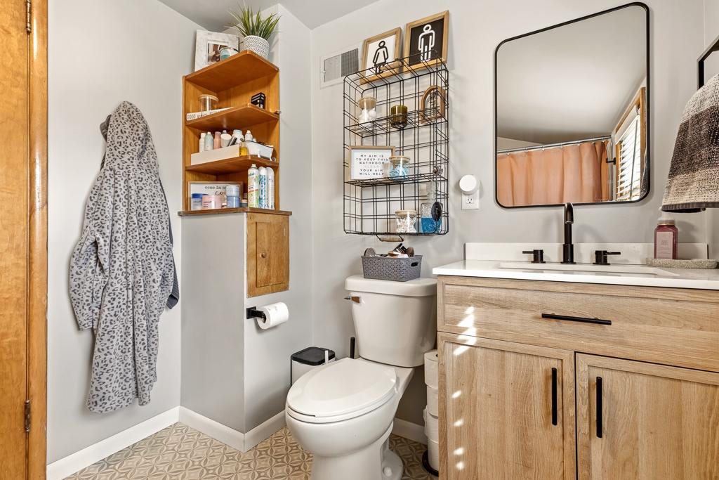 301 South Oak Street Hendricks, MN 56136 - Photo 32 of 43