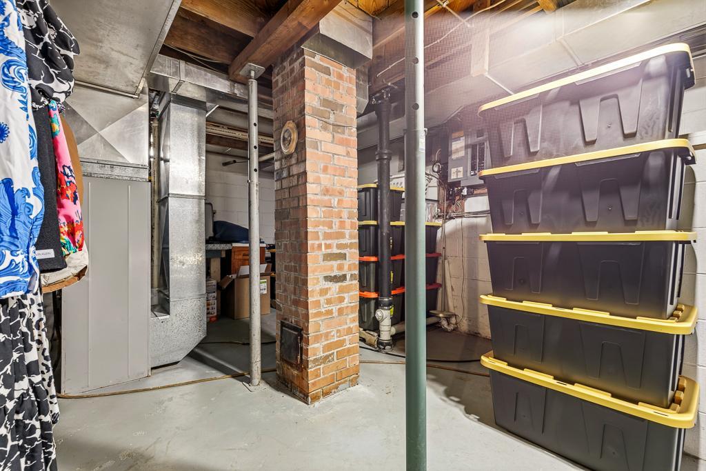 301 South Oak Street Hendricks, MN 56136 - Photo 37 of 43