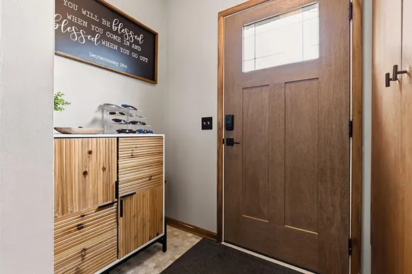 $175,000 | 301 South Oak Street, Hendricks, MN 56136