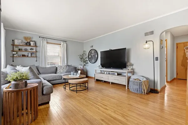 $175,000 | 301 South Oak Street, Hendricks, MN 56136