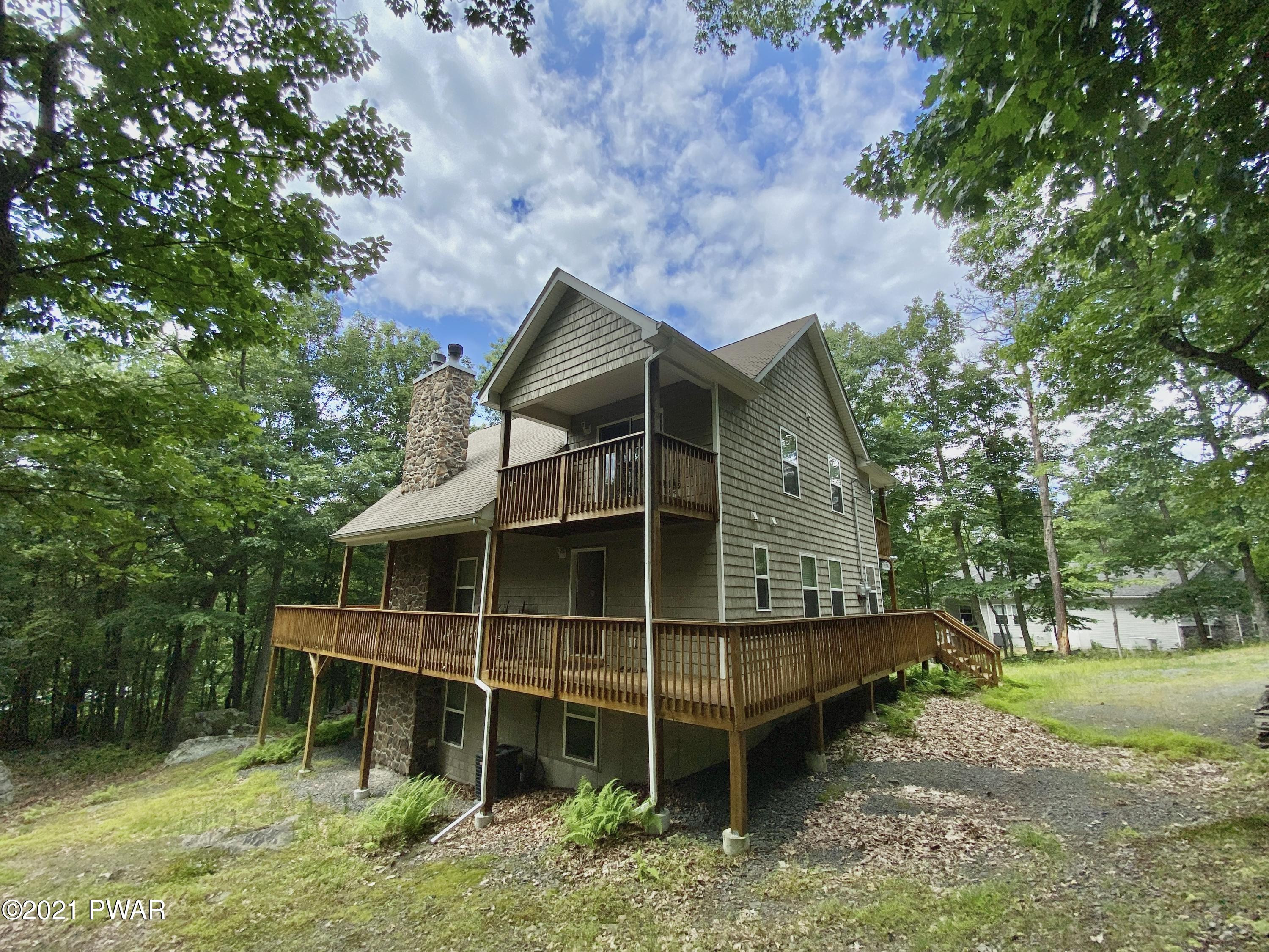312 Lakeview Road Lackawaxen, PA 18435 - Photo 2 of 45 IMG_2913