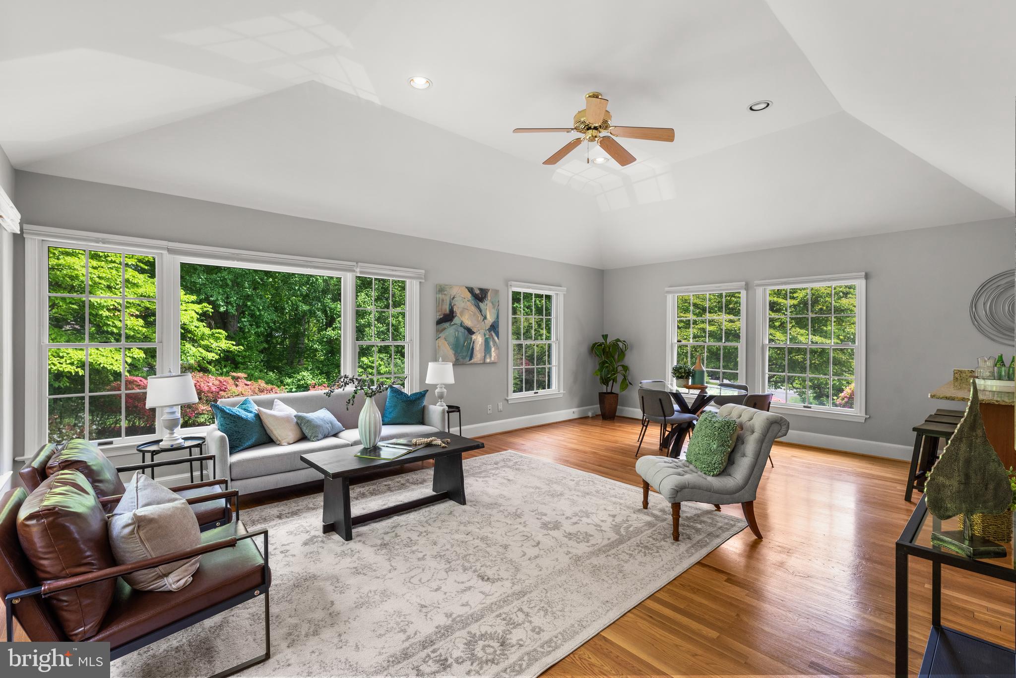 10711 Sandy Landing Road Potomac, MD 20854 - Photo 12 of 36 Family Room