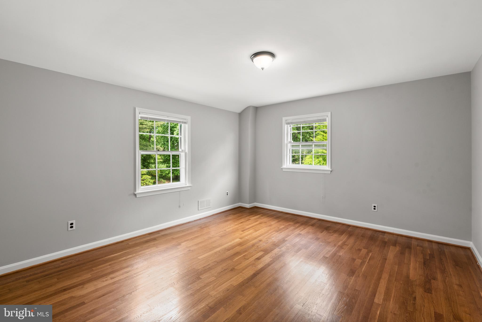 10711 Sandy Landing Road Potomac, MD 20854 - Photo 19 of 36 2nd Bedroom - Upper Level