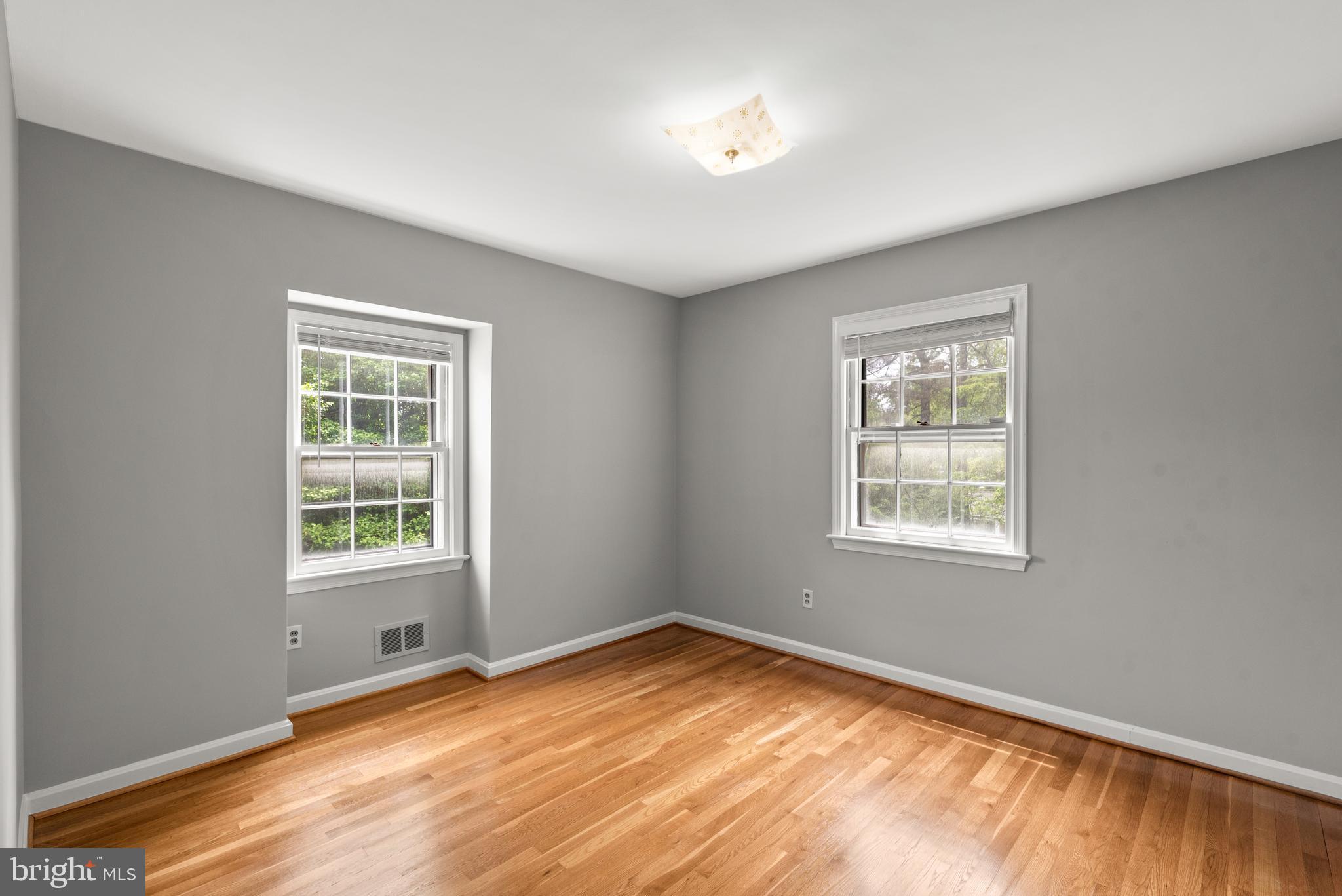10711 Sandy Landing Road Potomac, MD 20854 - Photo 21 of 36 4th Bedroom - Upper Level