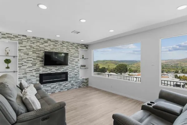 $549,000 | 7467 Mission Gorge Road, Unit 219, Santee, CA 92071