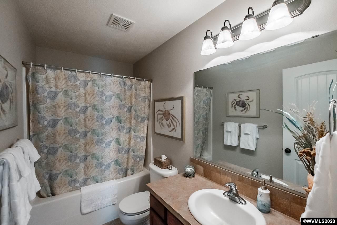 1047 Filbert Street Jefferson, OR 97352 - Photo 22 of 39 Gallery Image 22