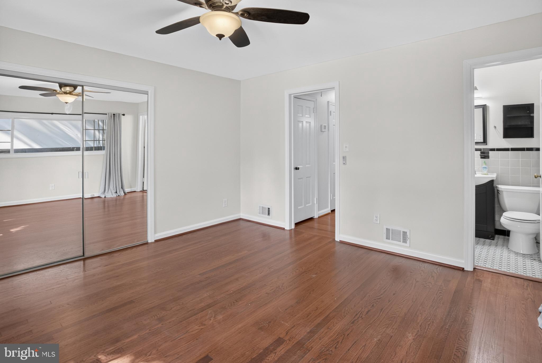 7803 Marbury Road Bethesda, MD 20817 - Photo 15 of 26 Primary Bedroom with en-suite Bath