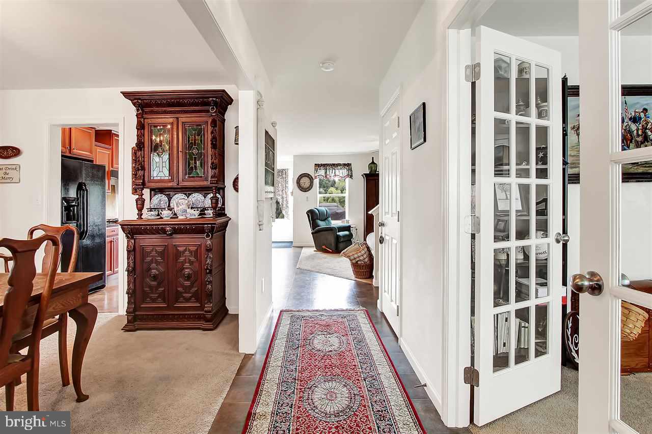 220 Spring Meadows Road Manchester, PA 17345 - Photo 2 of 35 Gallery Image 2