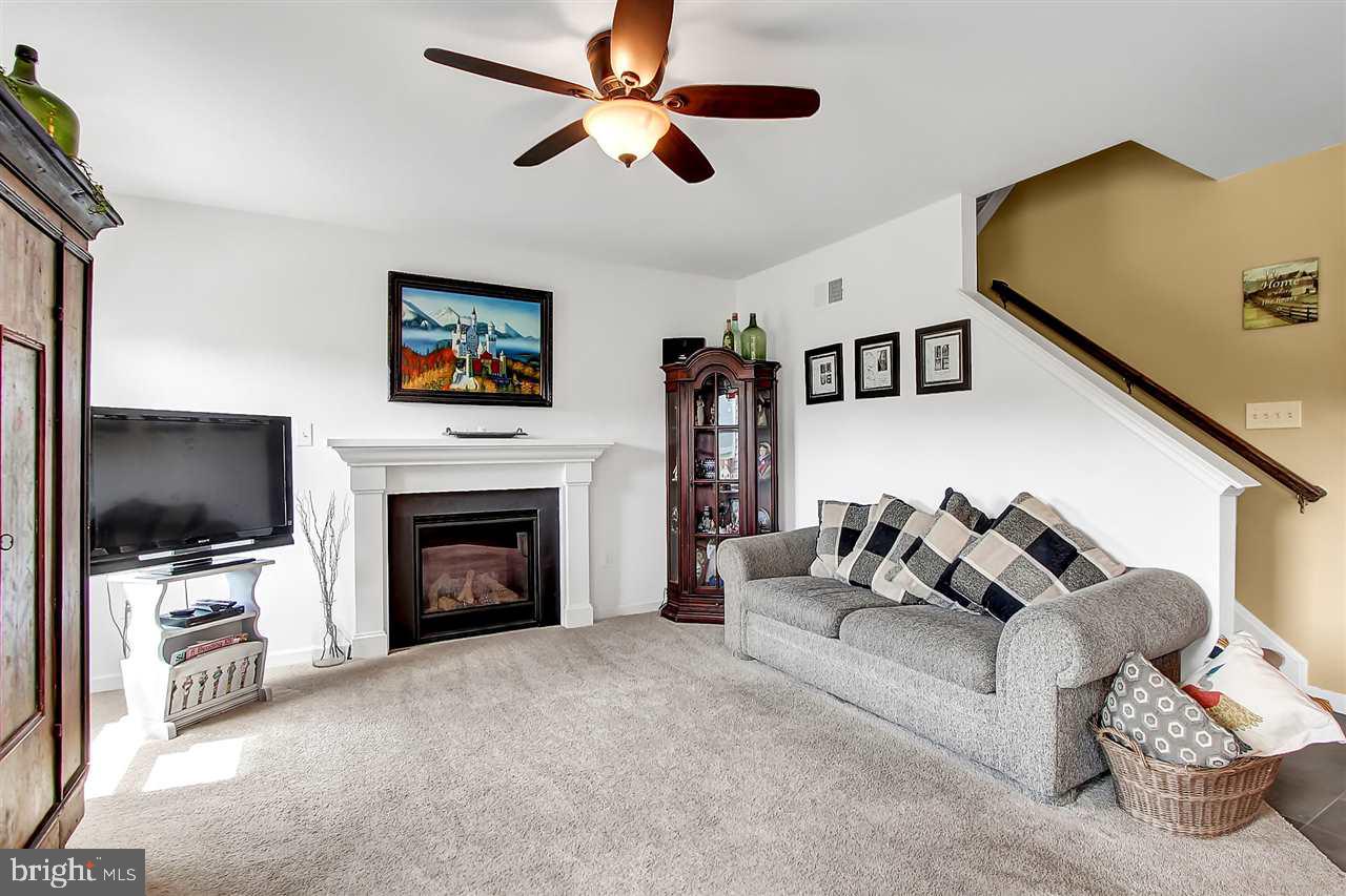220 Spring Meadows Road Manchester, PA 17345 - Photo 7 of 35 Gallery Image 7