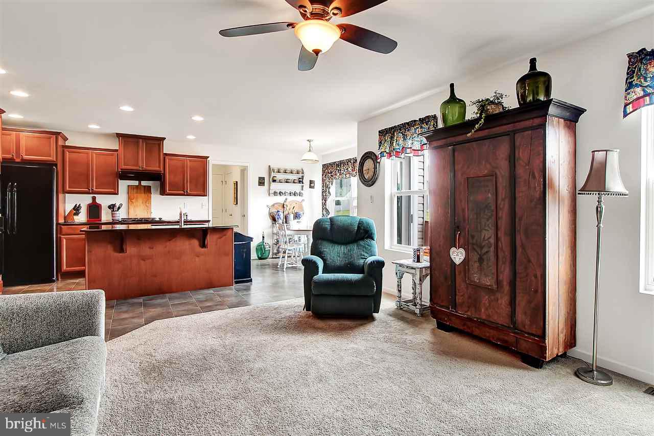 220 Spring Meadows Road Manchester, PA 17345 - Photo 8 of 35 Gallery Image 8