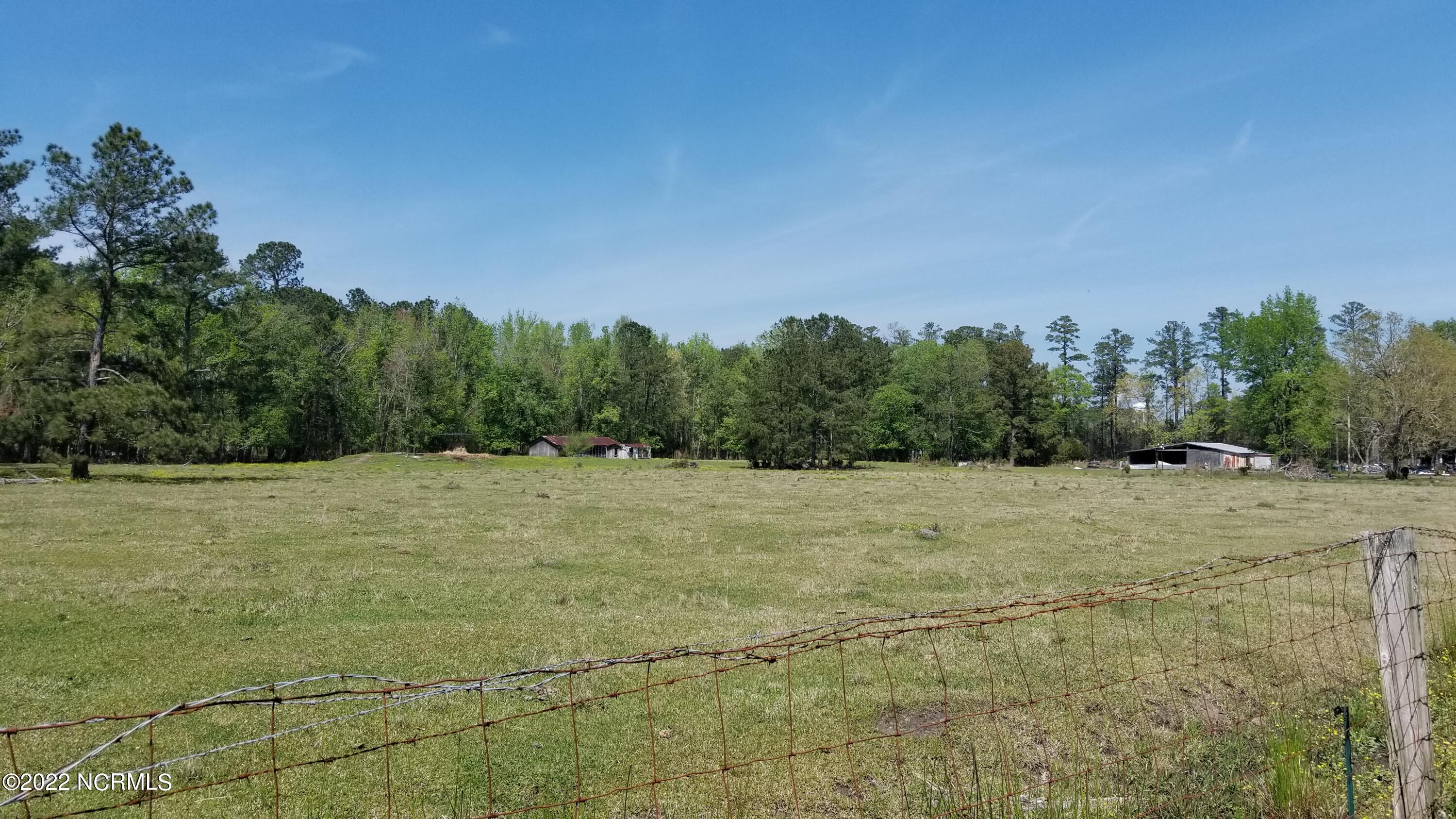 4558 Wilcox Road New Bern, NC 28562 - Photo 9 of 17 Endless Potential