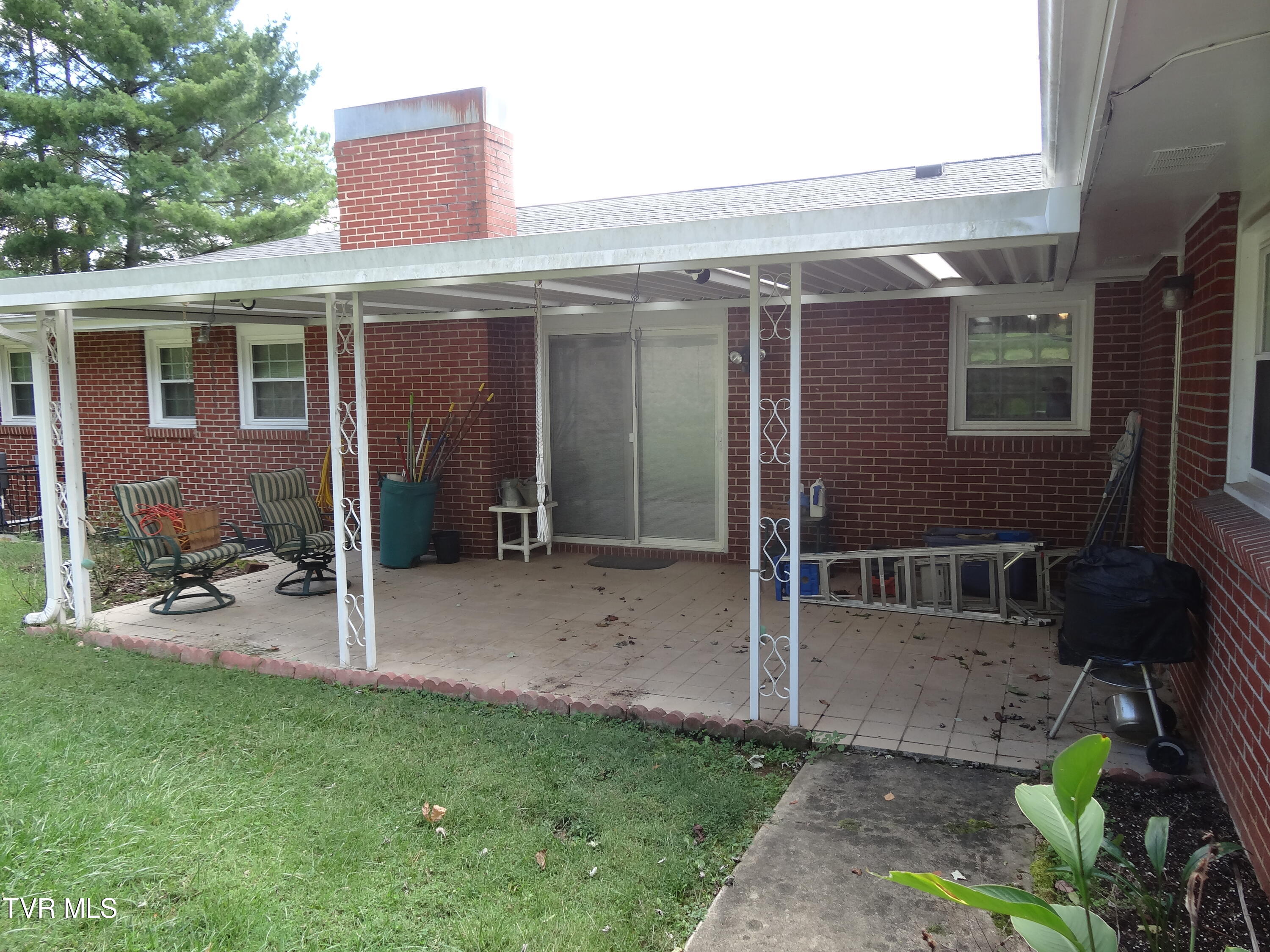 703 Pine Ridge Road Johnson City, TN 37601 - Photo 15 of 17 DSC00046