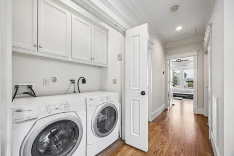 $779,800 | 227 West 24th Street, Houston, TX 77008