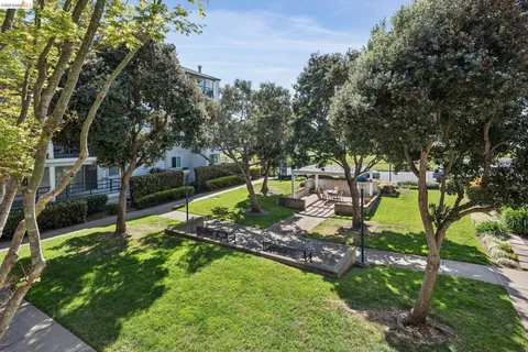 $359,000 | 1203 Melville Square, Unit 216, Richmond, CA 94804